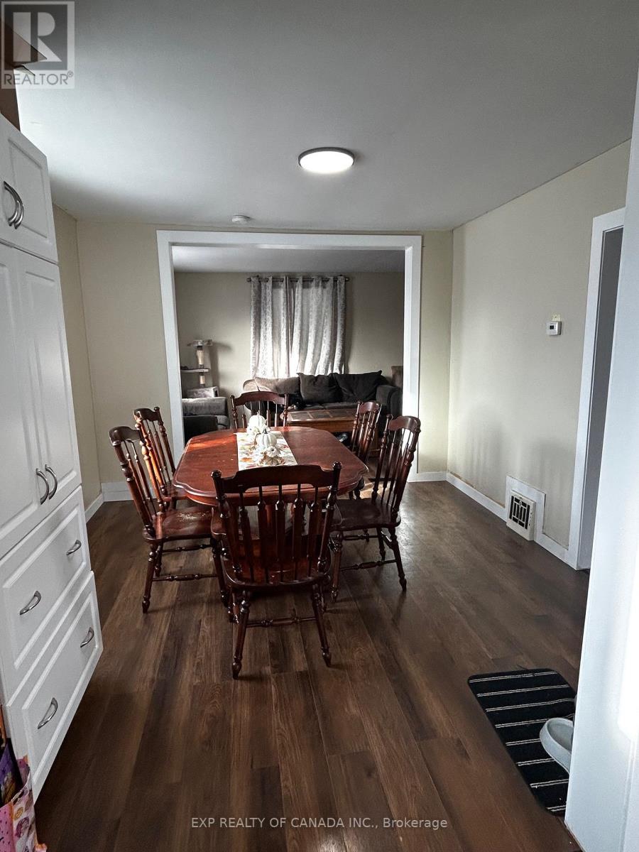 206 Eleventh Avenue, Cochrane, Ontario P0L 1C0 - Photo 7 - T12525784