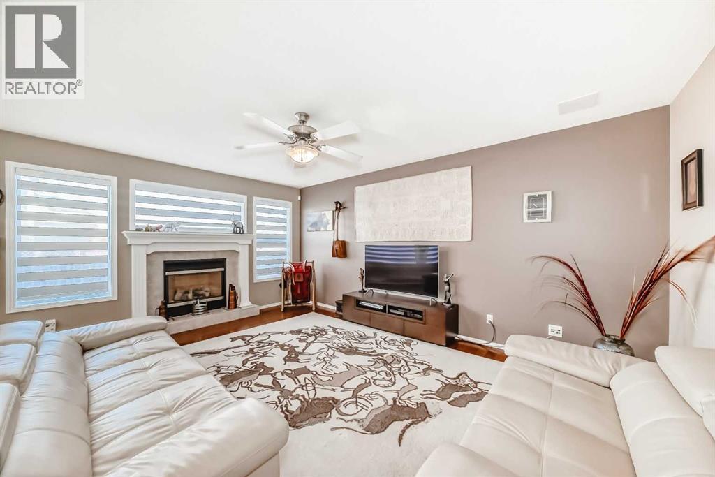 54 New Brighton Manor Se, Calgary, Alberta  T2Z 4J3 - Photo 2 - A2268108