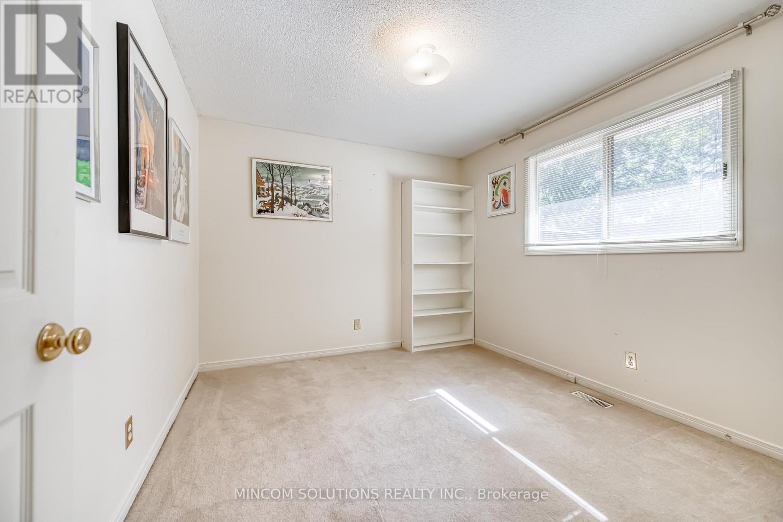 267 Aurora Heights Drive, Aurora, Ontario  L4G 5C3 - Photo 22 - N12501802