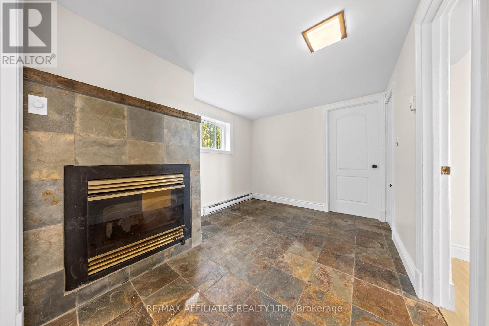 326 Black Bass Bay Road, Drummond/north Elmsley, Ontario  K7C 3C8 - Photo 26 - X12535176