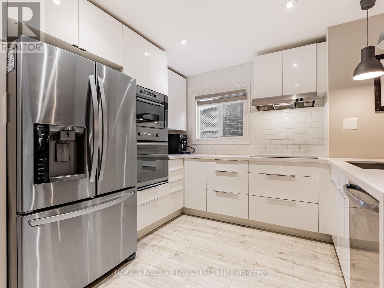 125 Kane Avenue, Toronto, Ontario  M6M 3N1 - Photo 14 - W12535080