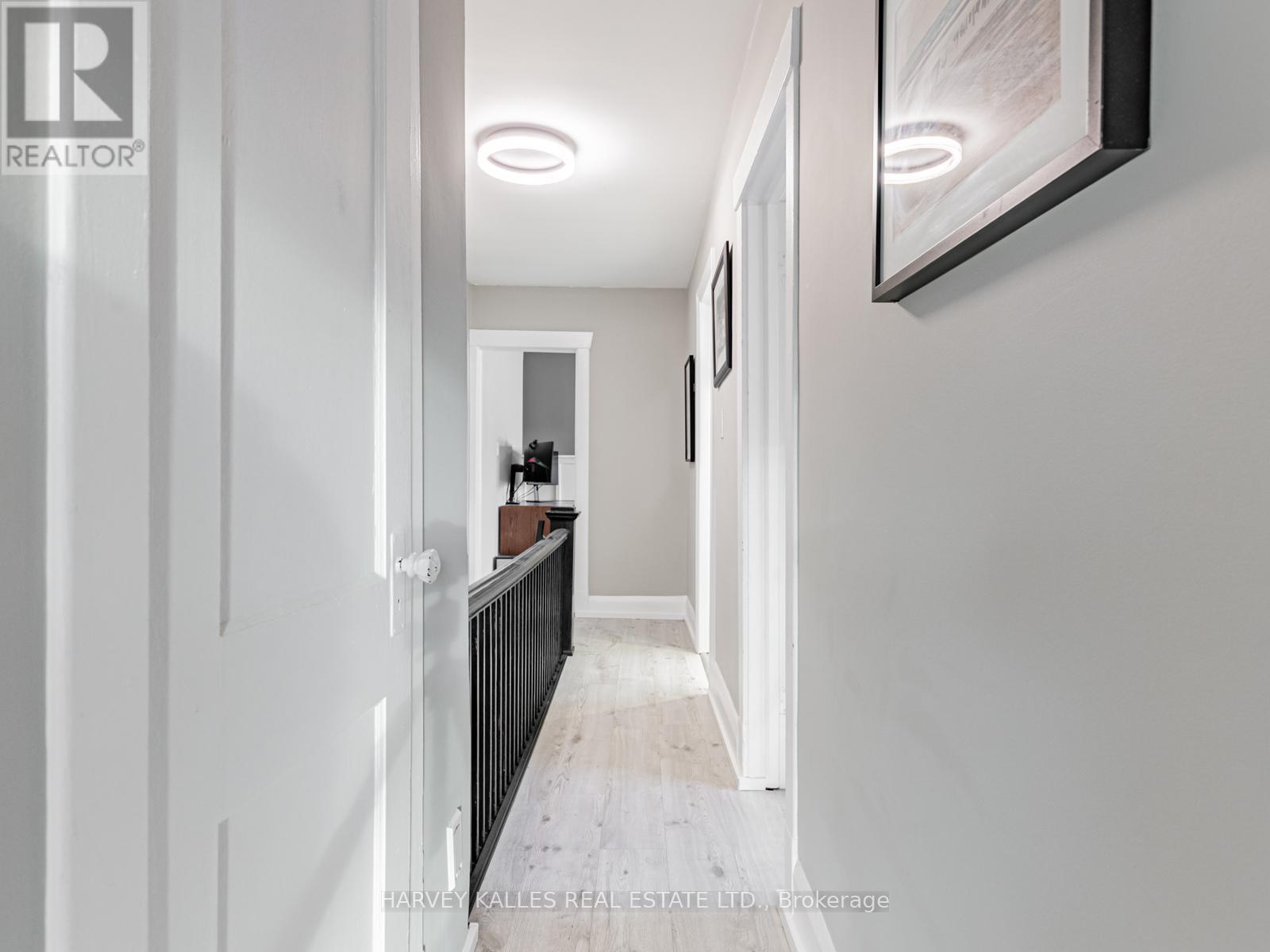 125 Kane Avenue, Toronto, Ontario  M6M 3N1 - Photo 17 - W12535080