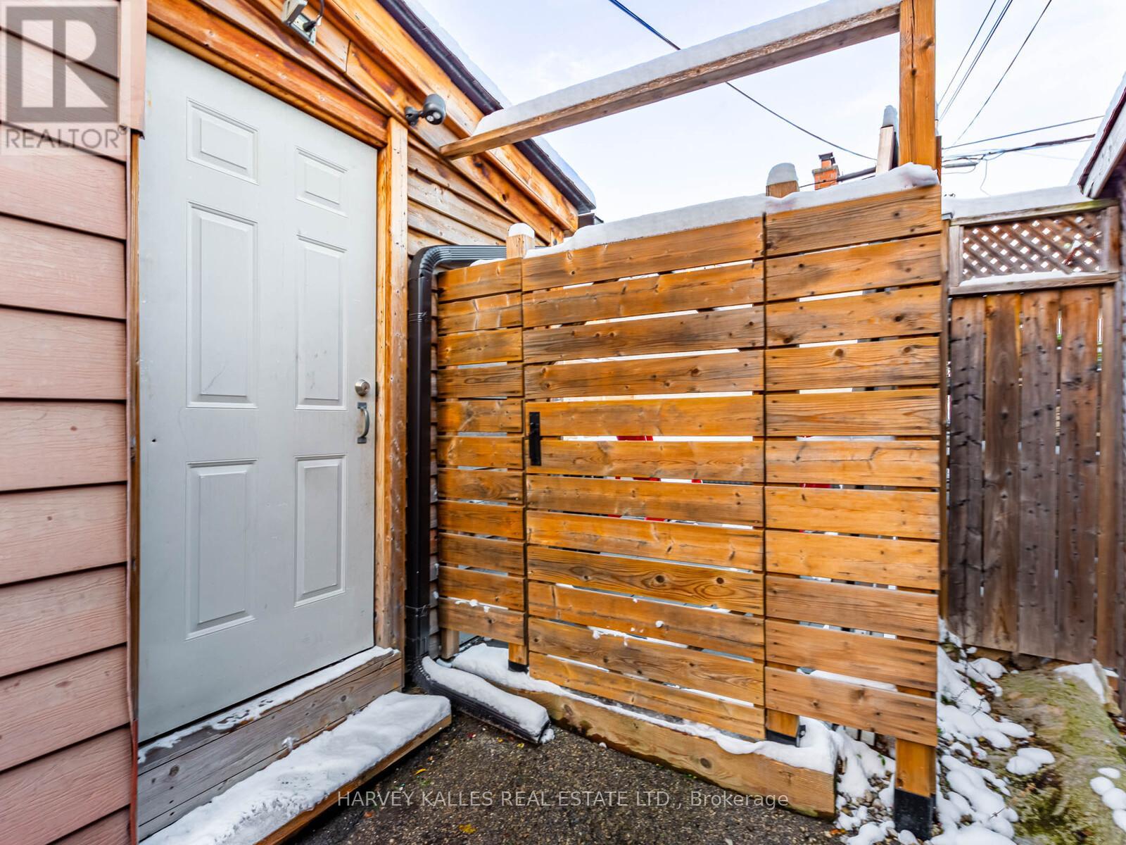 125 Kane Avenue, Toronto, Ontario  M6M 3N1 - Photo 30 - W12535080