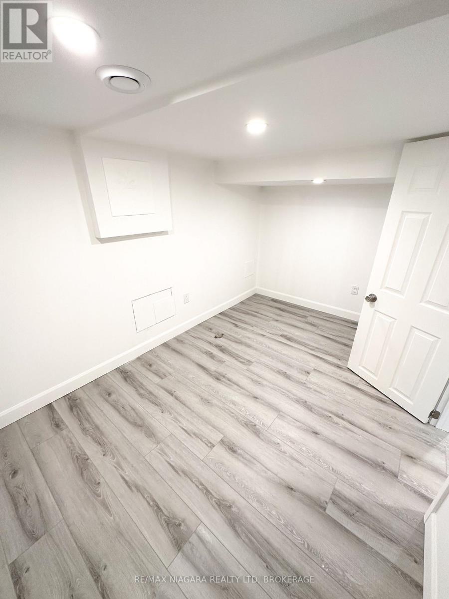 1 - 71 Hagey Avenue, Fort Erie, Ontario L2A 1W5 - Photo 14 - X12535152