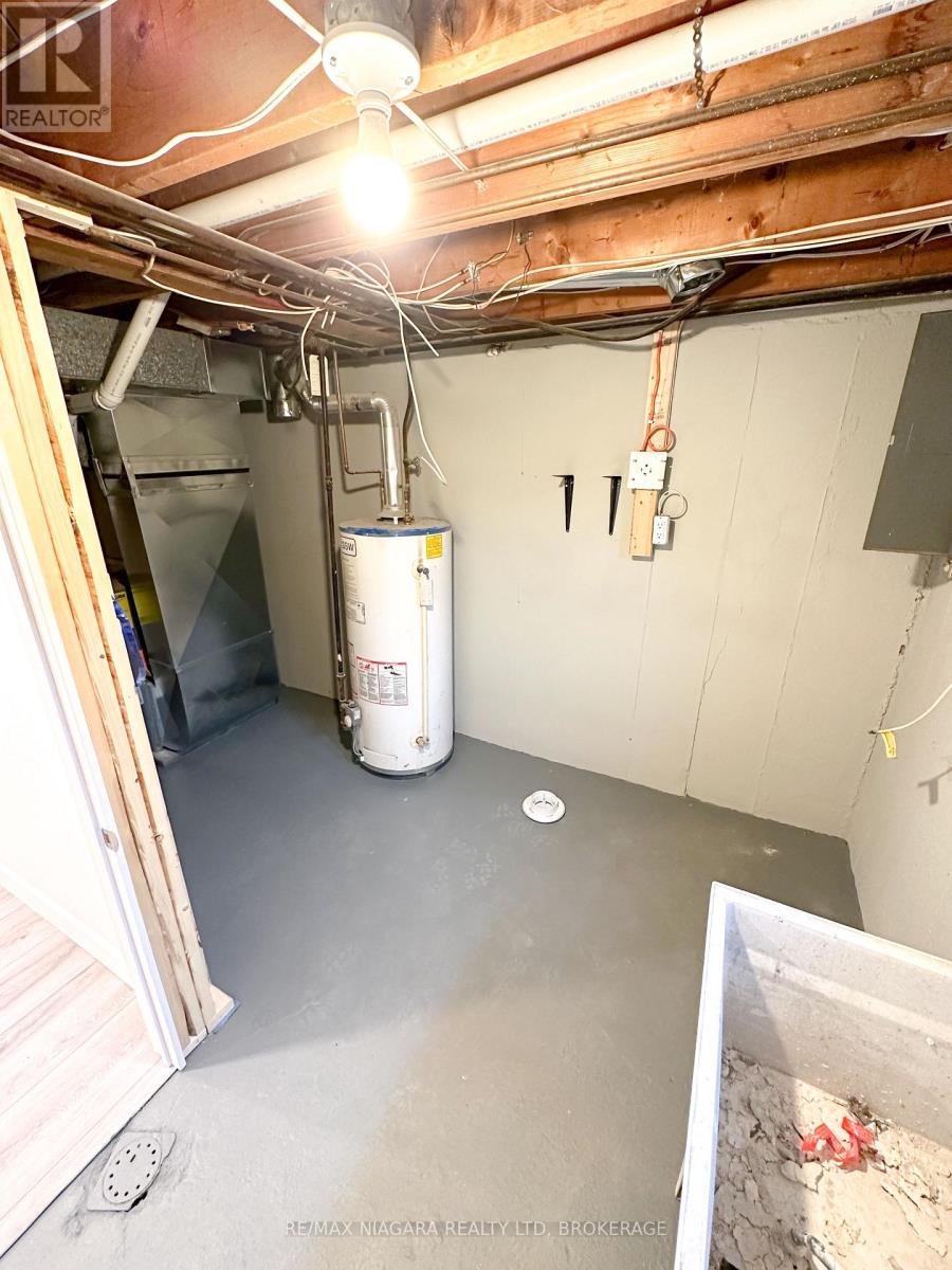 1 - 71 Hagey Avenue, Fort Erie, Ontario L2A 1W5 - Photo 16 - X12535152