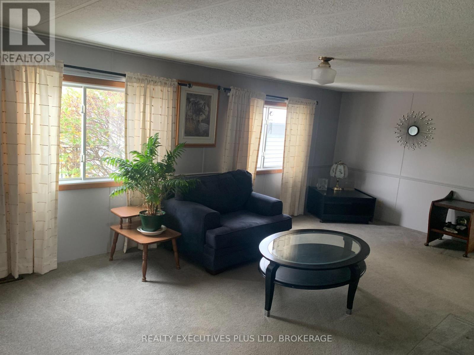 52 - 3033 Townline Road, Fort Erie, Ontario L0R 1S0 - Photo 10 - X12535178