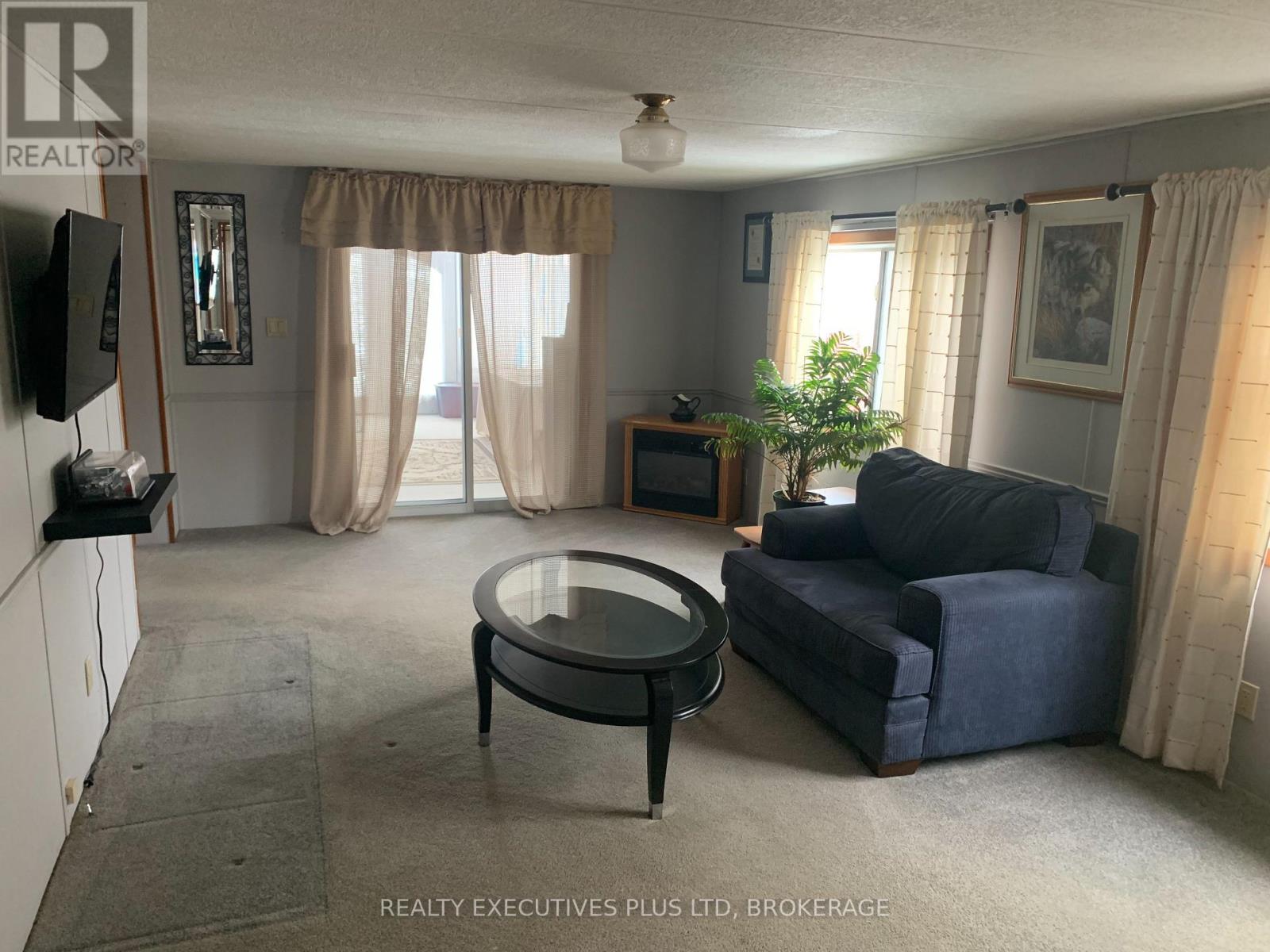 52 - 3033 Townline Road, Fort Erie, Ontario L0R 1S0 - Photo 11 - X12535178