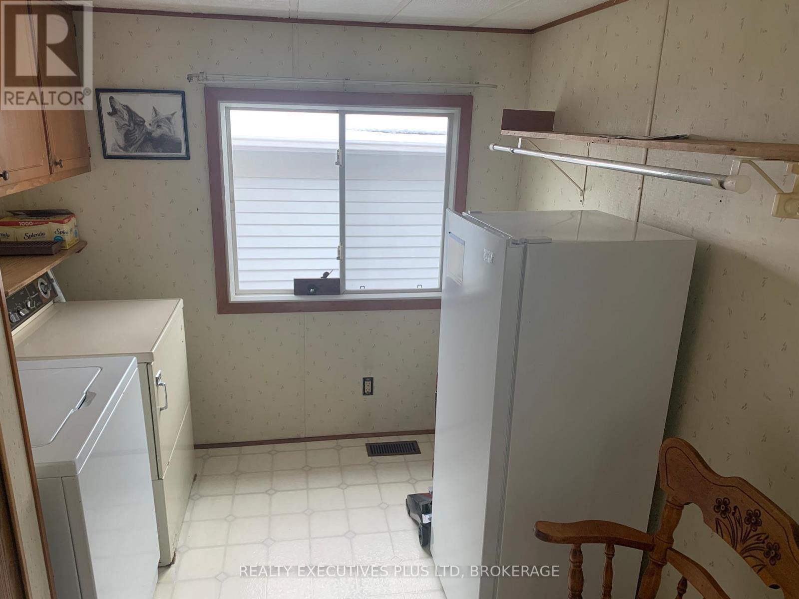 52 - 3033 Townline Road, Fort Erie, Ontario L0R 1S0 - Photo 16 - X12535178