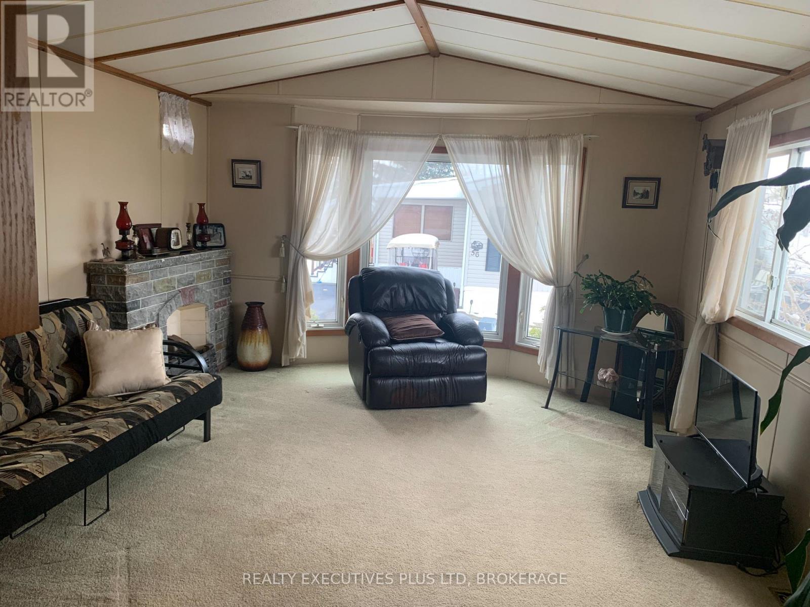 52 - 3033 Townline Road, Fort Erie, Ontario L0R 1S0 - Photo 8 - X12535178