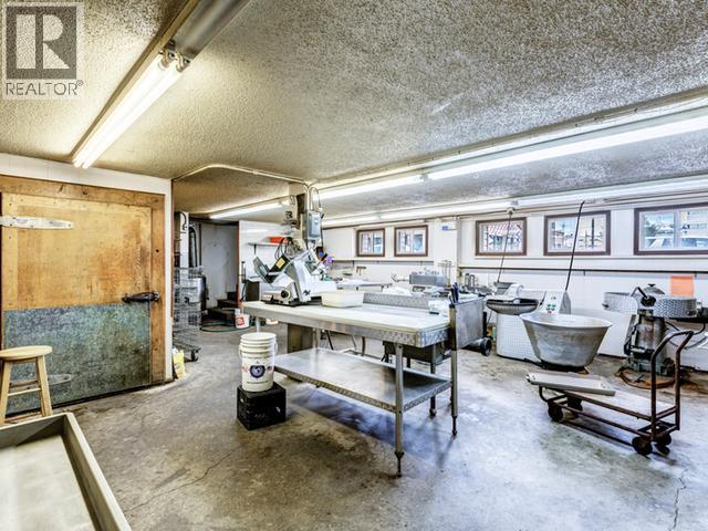 203 Hanson Street, Whitehorse, Yukon  Y1A 1Y3 - Photo 14 - 16938