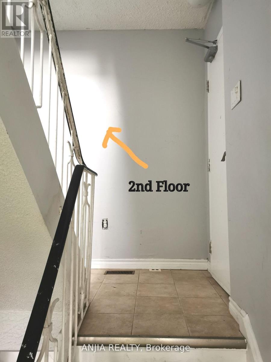 Unit 3 - 256 Homewood Avenue, Toronto, Ontario  M2R 2N3 - Photo 28 - C12535112