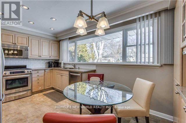 79 Alamosa Drive, Toronto, Ontario  M2J 2N8 - Photo 5 - C12535142