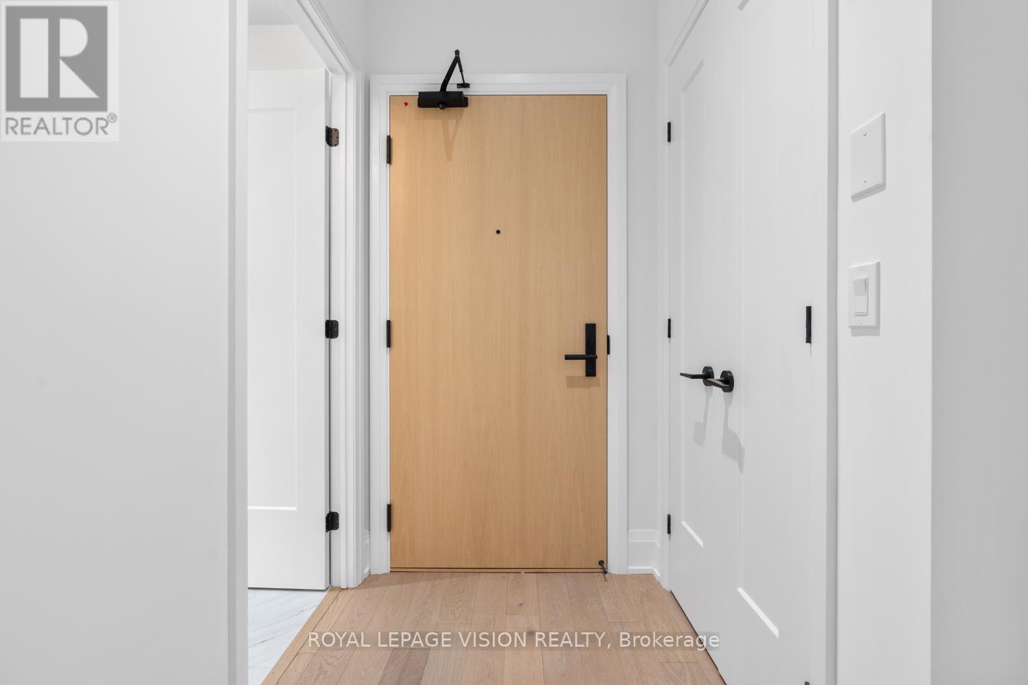 222 - 505 Glencairn Avenue, Toronto, Ontario  M6B 0B2 - Photo 25 - C12535164