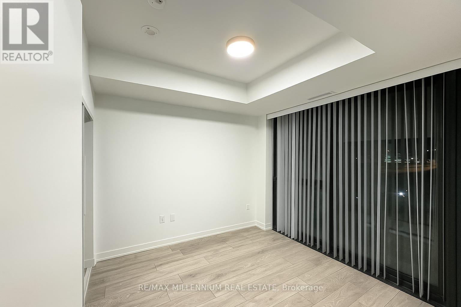 401 A - 1606 Charles Street, Whitby, Ontario  L1N 0P1 - Photo 3 - E12535180