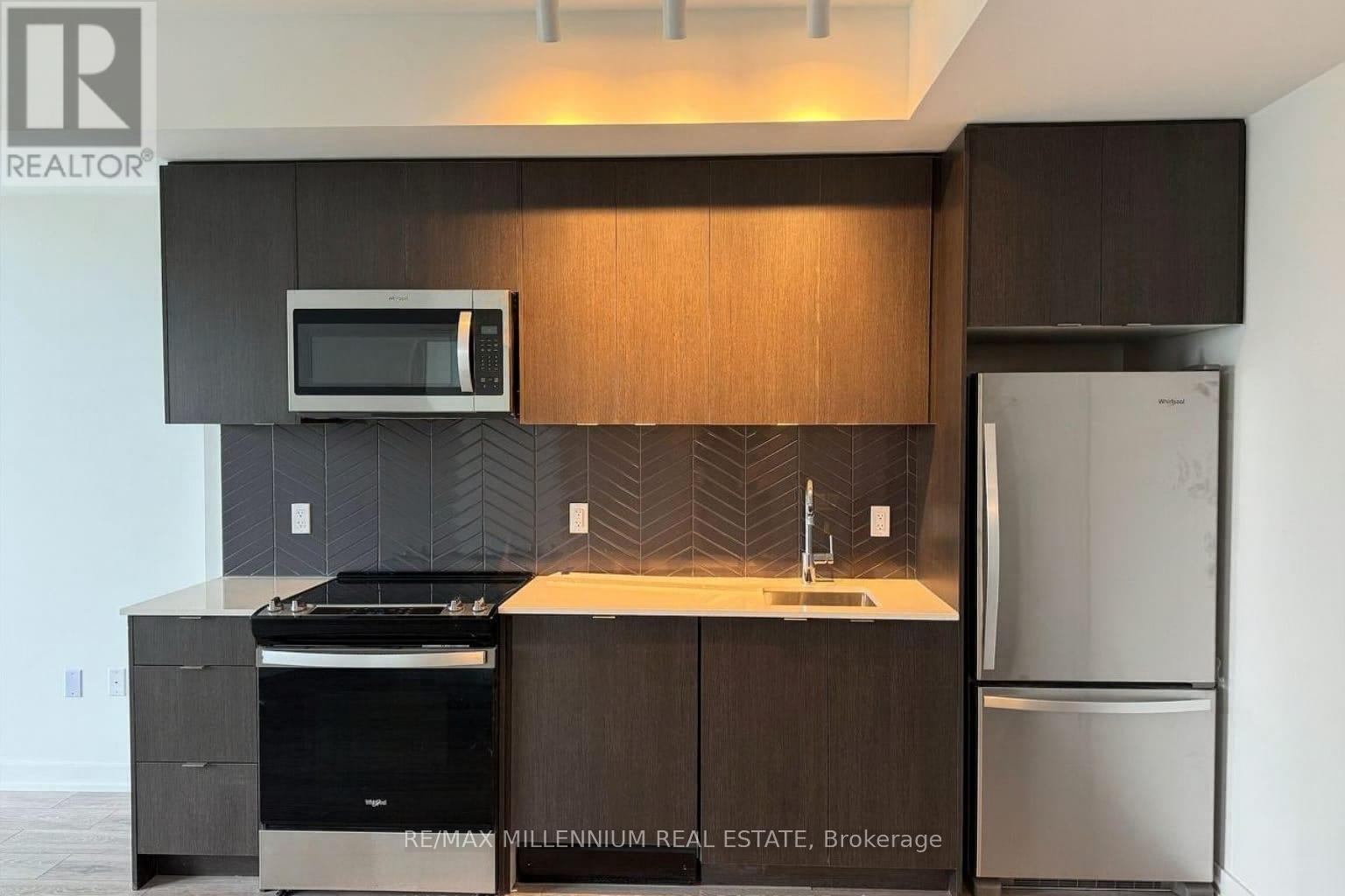 401 A - 1606 Charles Street, Whitby, Ontario  L1N 0P1 - Photo 7 - E12535180