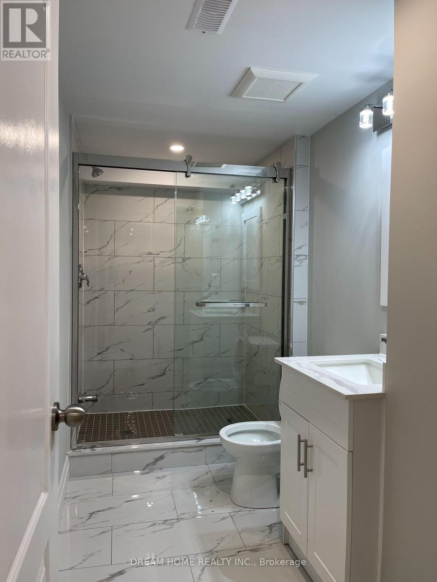 11 Garden Park Avenue, Toronto, Ontario M1S 1Z8 - Photo 11 - E12535196