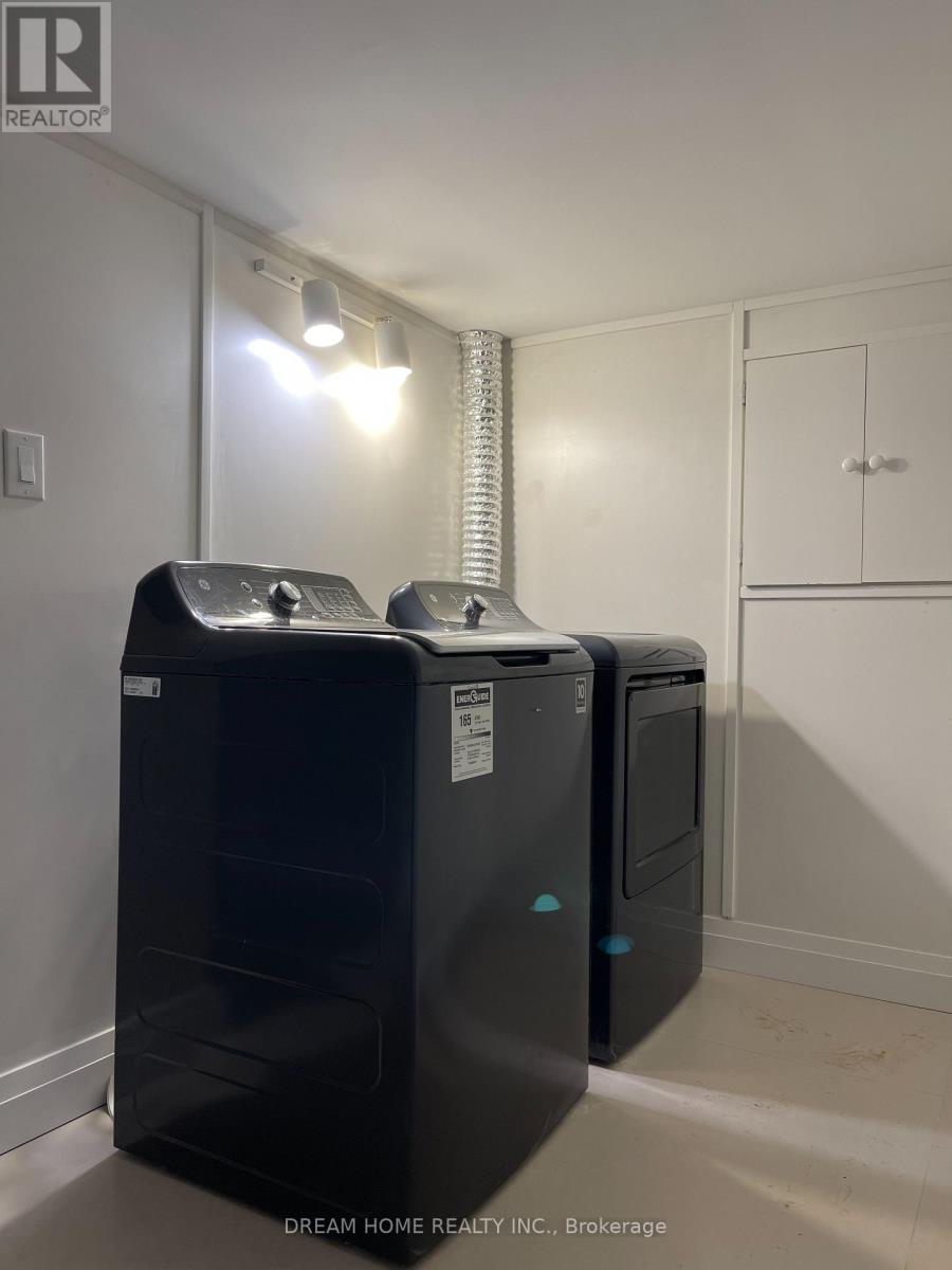 11 Garden Park Avenue, Toronto, Ontario M1S 1Z8 - Photo 15 - E12535196