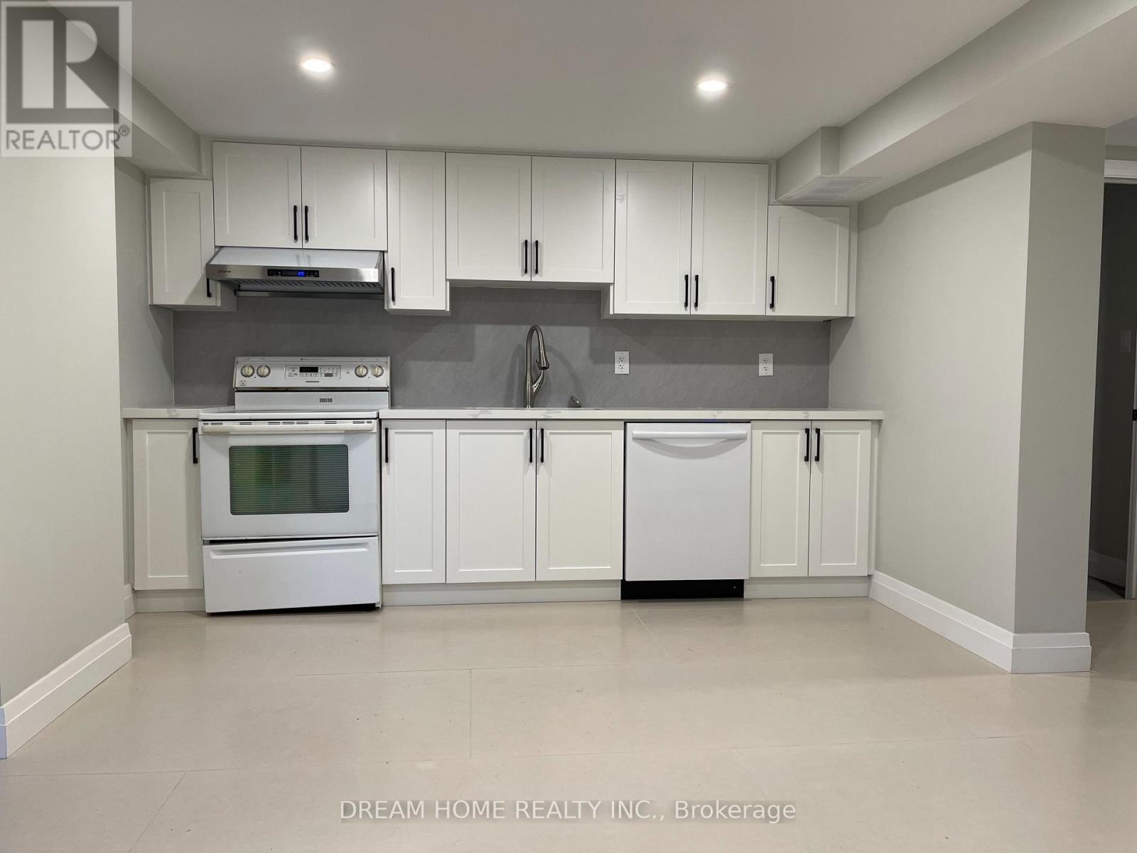 11 Garden Park Avenue, Toronto, Ontario M1S 1Z8 - Photo 17 - E12535196