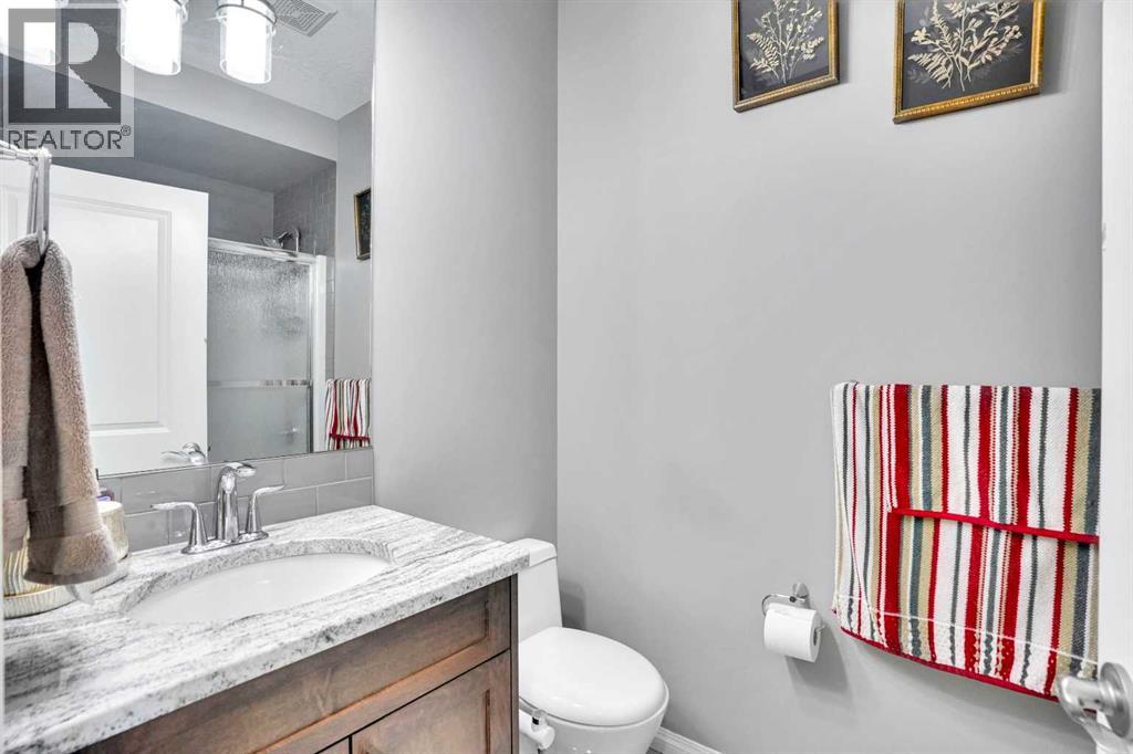 33 Savanna Green Ne, Calgary, Alberta  T3J 0V8 - Photo 7 - A2243290