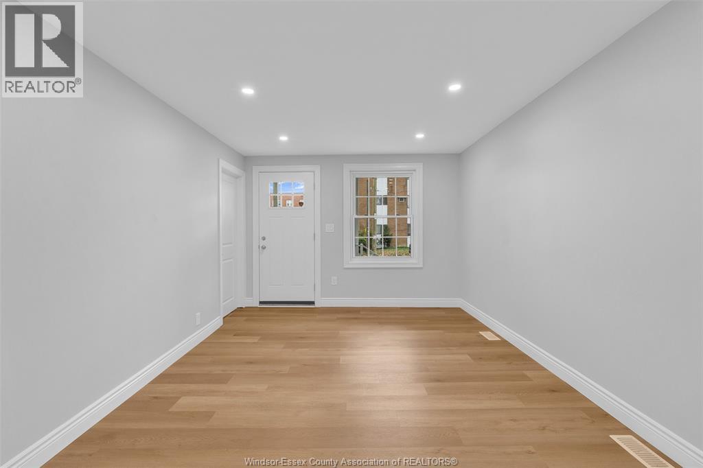 666 Brant, Windsor, Ontario N9A 3E6 - Photo 11 - 25028582