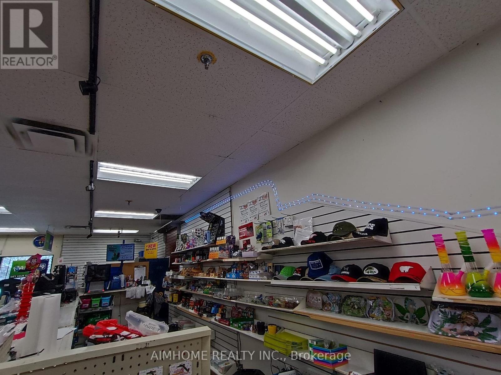 1141 Highbury Avenue N, London East, Ontario  N5Y 1A5 - Photo 13 - X12535158