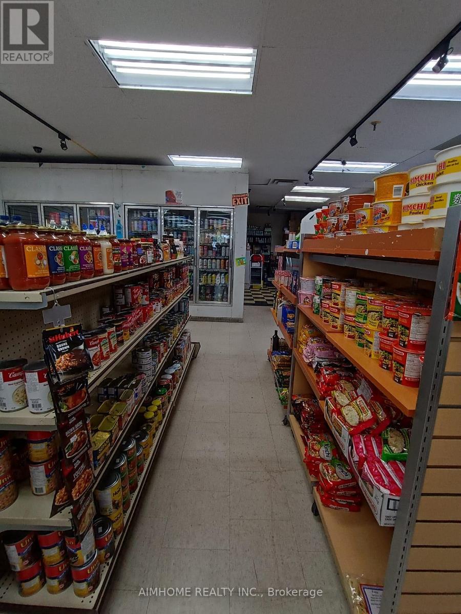 1141 Highbury Avenue N, London East, Ontario  N5Y 1A5 - Photo 14 - X12535158