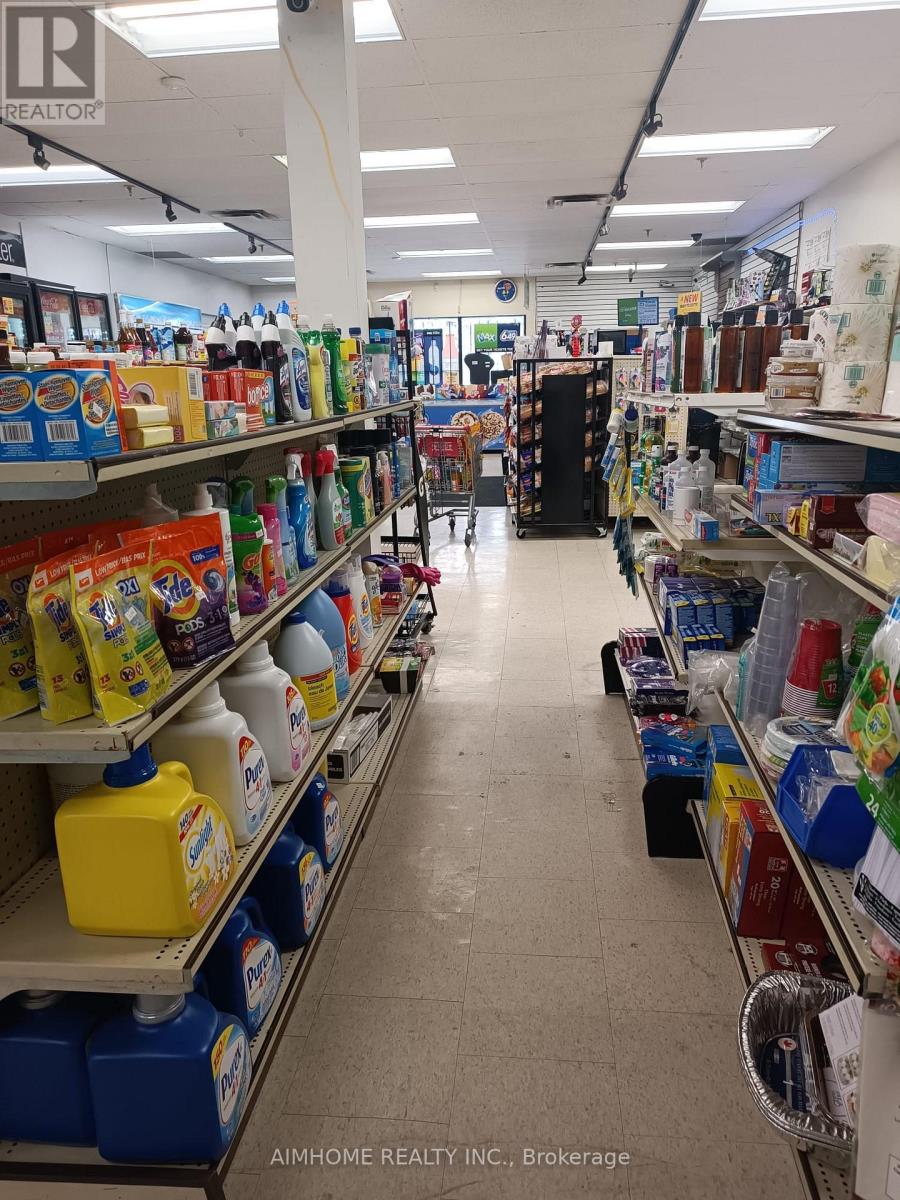 1141 Highbury Avenue N, London East, Ontario  N5Y 1A5 - Photo 9 - X12535158