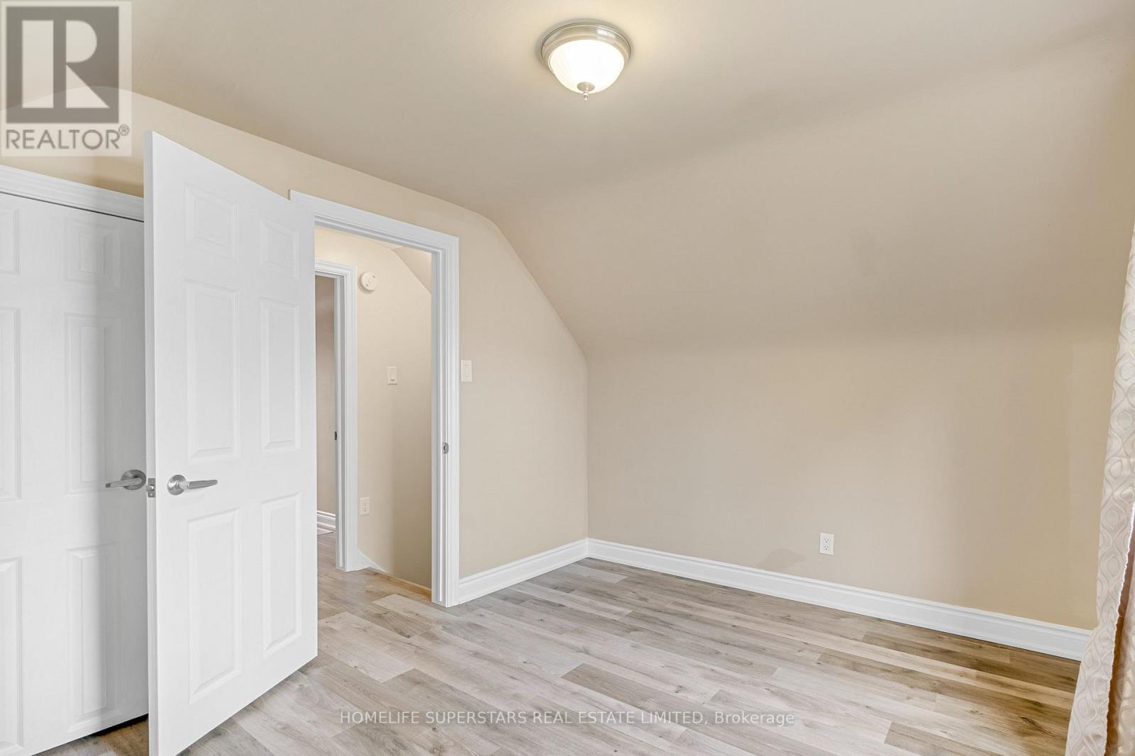 13 Lewis Street, Hamilton, Ontario  L8H 6C3 - Photo 14 - X12535160