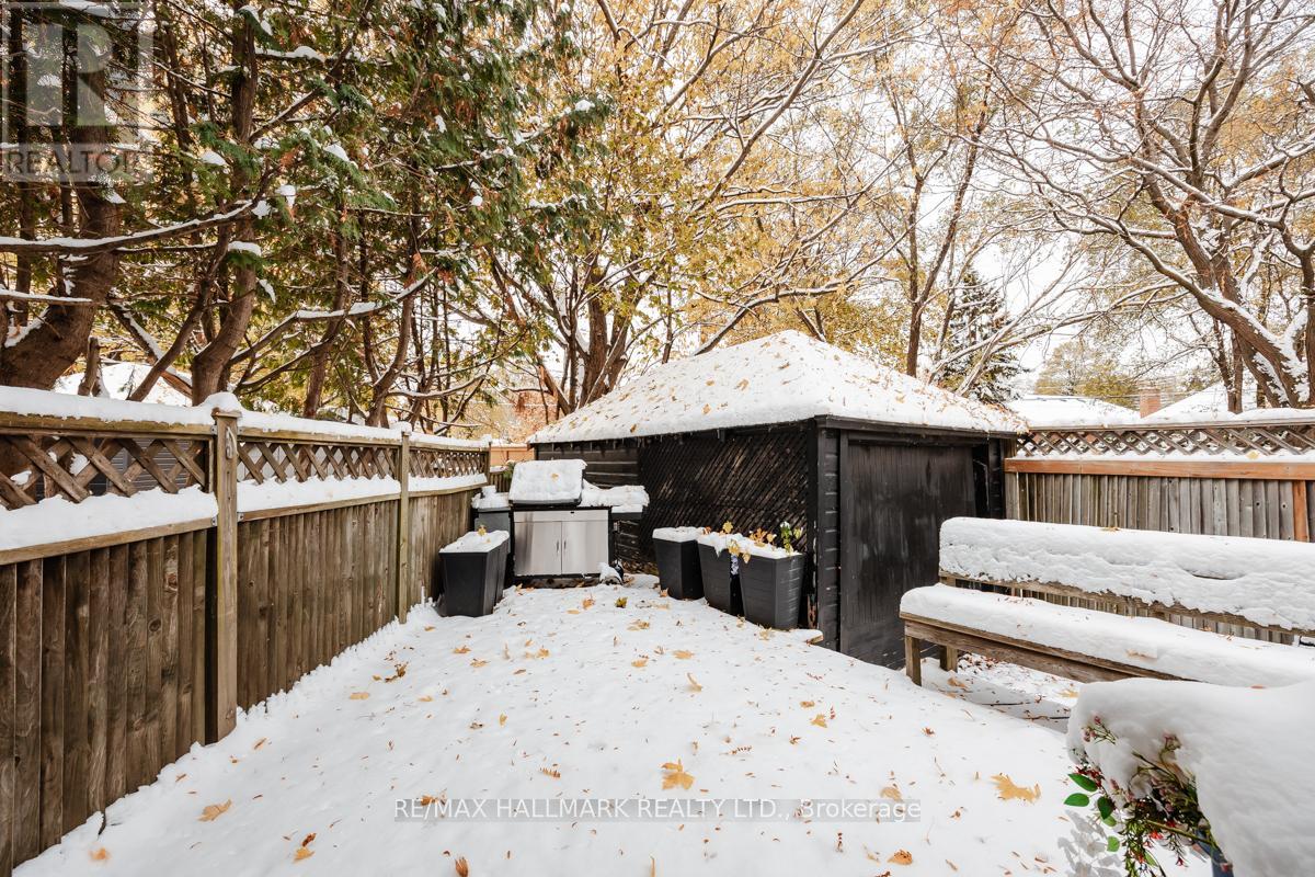 22 Airley Crescent, Toronto, Ontario  M4K 4H6 - Photo 18 - E12534058