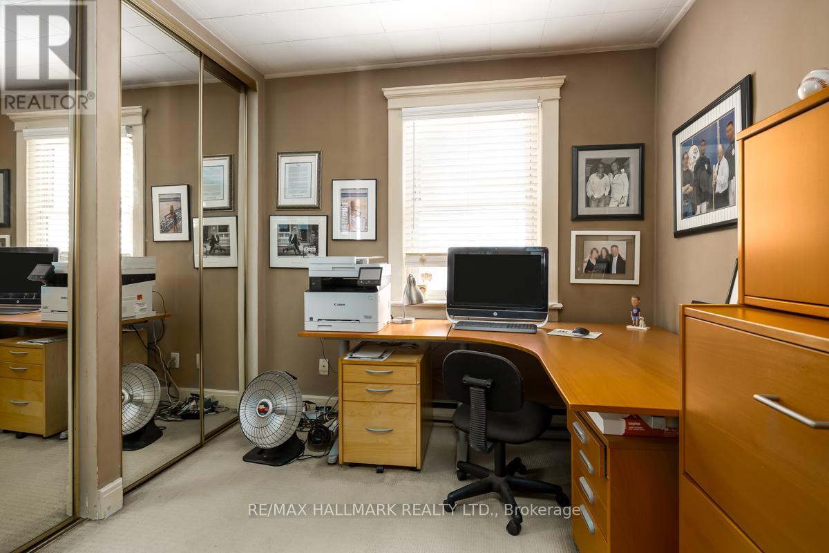 22 Airley Crescent, Toronto, Ontario  M4K 4H6 - Photo 13 - E12534058