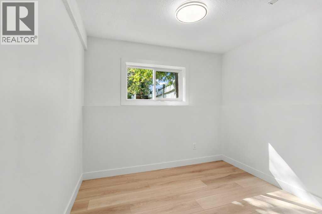 5016 44 Street, Sylvan Lake, Alberta  T4S 1C4 - Photo 18 - A2256855