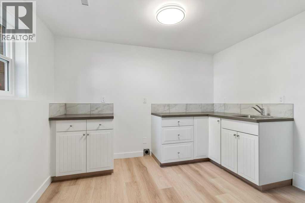 5016 44 Street, Sylvan Lake, Alberta  T4S 1C4 - Photo 14 - A2256855