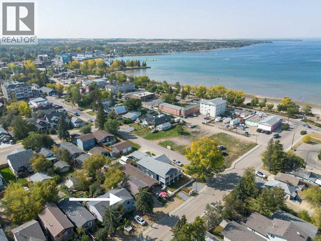 5016 44 Street, Sylvan Lake, Alberta  T4S 1C4 - Photo 2 - A2256855