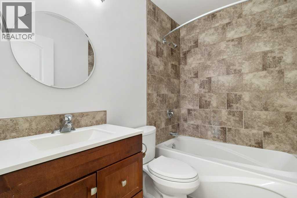 5016 44 Street, Sylvan Lake, Alberta  T4S 1C4 - Photo 8 - A2256855