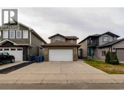 383 Hamptons Way SE SE Southridge