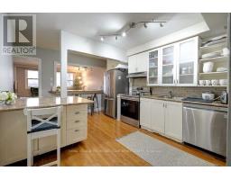 834 SHEPPARD AVENUE W, Toronto, Ontario