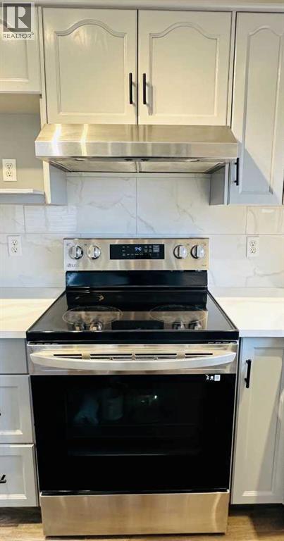 78 Country Hills Heights Nw, Calgary, Alberta  T3K 4Y6 - Photo 9 - A2261459