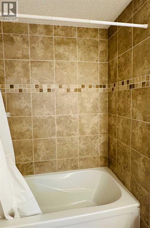 78 Country Hills Heights Nw, Calgary, Alberta  T3K 4Y6 - Photo 25 - A2261459