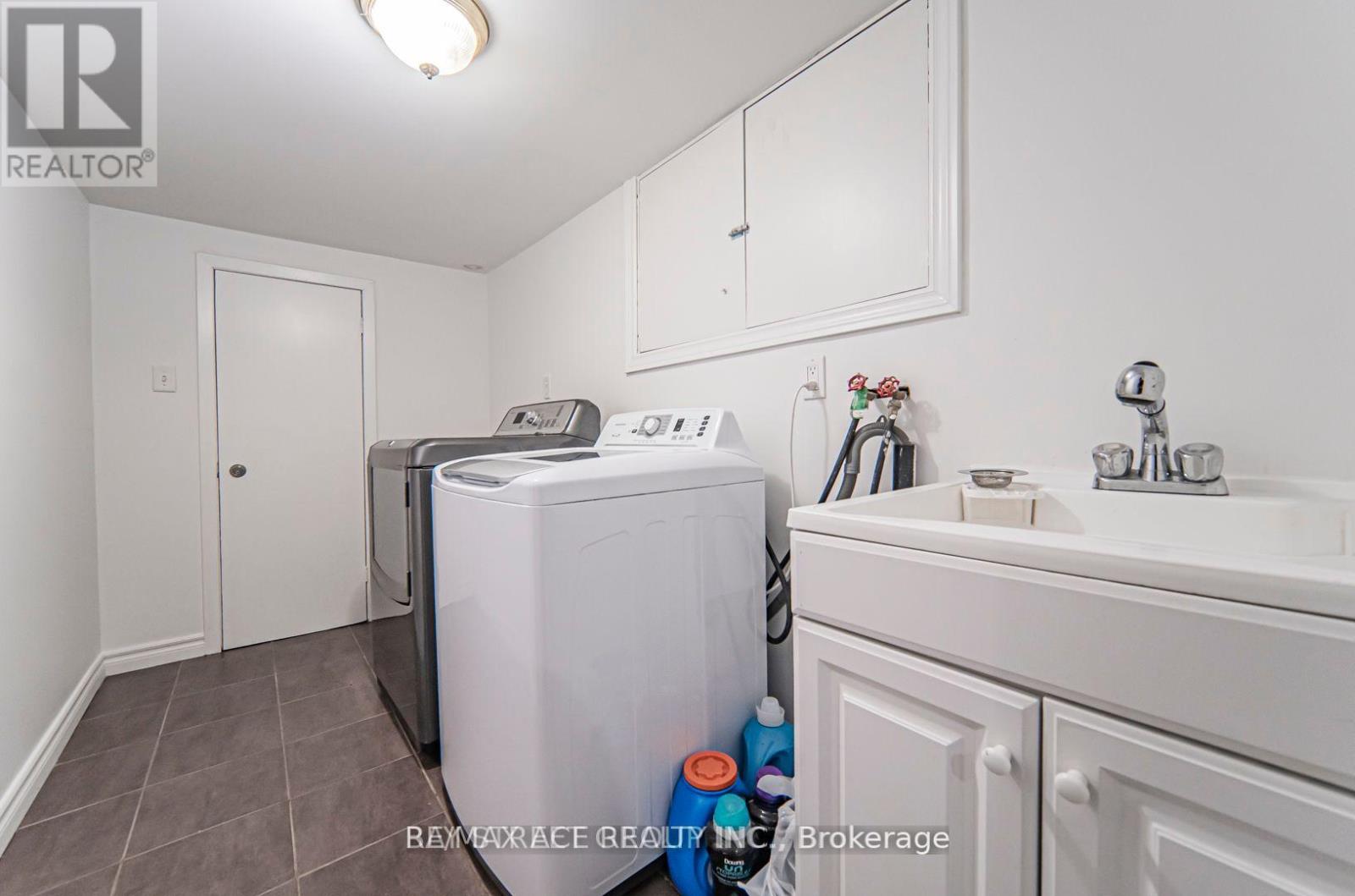 Bsmt - 98 Canlish Road, Toronto, Ontario  M1P 1S9 - Photo 6 - E12535210