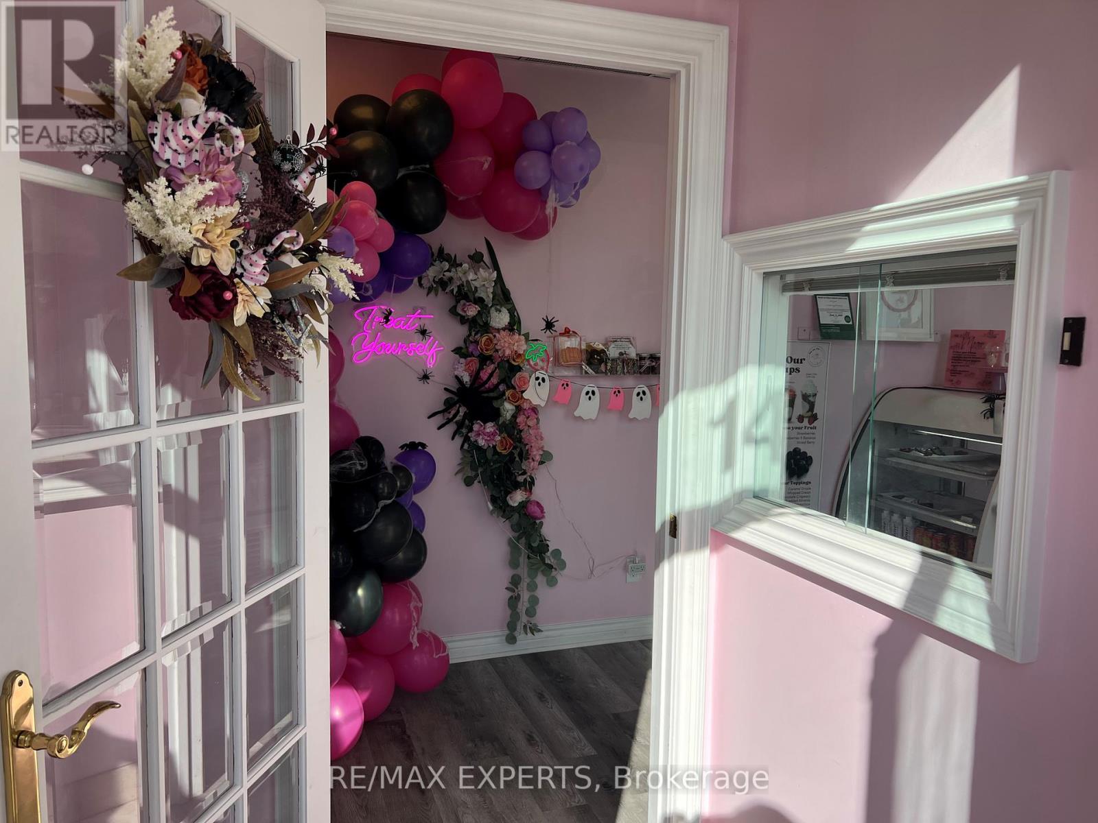 14 - 201 Spinnaker Way, Vaughan, Ontario  L4K 5E5 - Photo 6 - N12535206