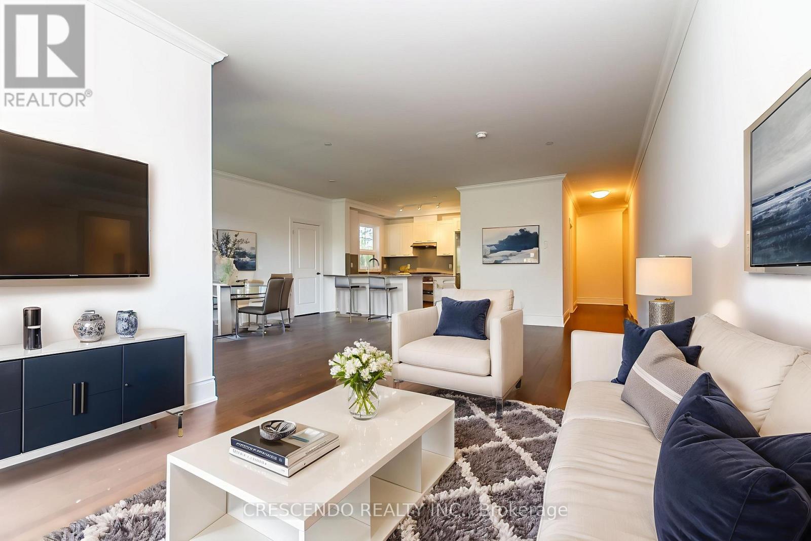 210 - 10360 Islington Avenue W, Vaughan, Ontario  L0J 1C0 - Photo 3 - N12535214