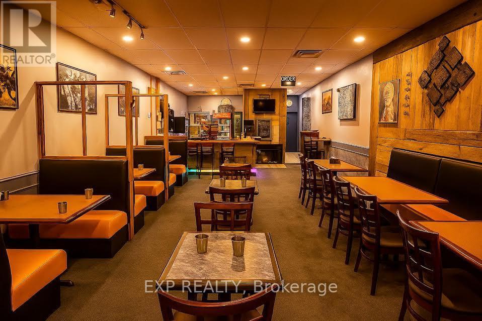 6 - 627 RIVER ROAD W, Wasaga Beach, Ontario