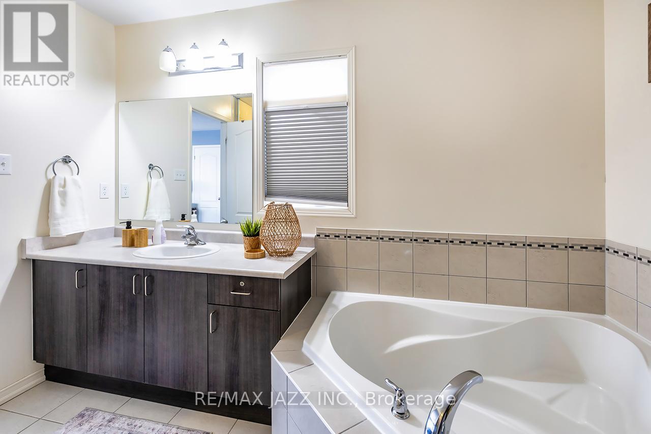 1532 Woodstream Avenue, Oshawa, Ontario  L1K 0V1 - Photo 31 - E12535246