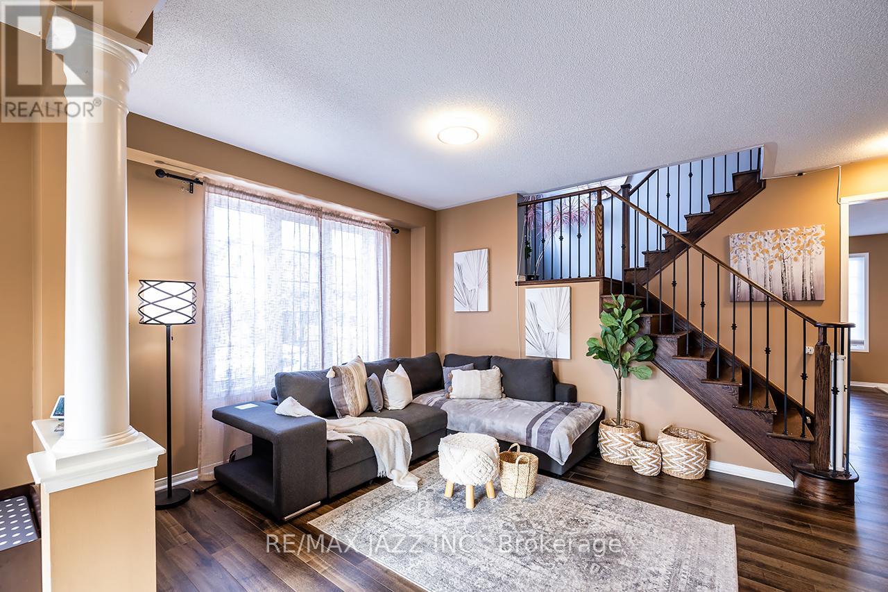 1532 Woodstream Avenue, Oshawa, Ontario  L1K 0V1 - Photo 6 - E12535246