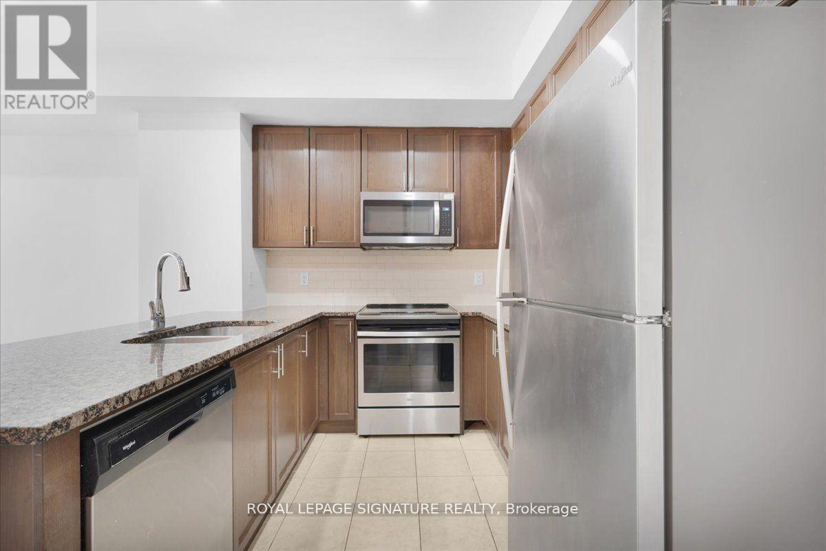 61 - 35 Applewood Lane, Toronto, Ontario M9C 0C1 - Photo 11 - W12535130