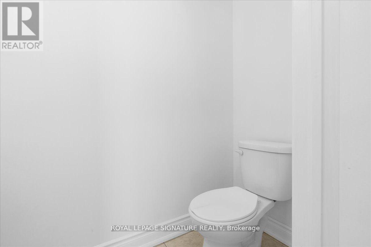 61 - 35 Applewood Lane, Toronto, Ontario M9C 0C1 - Photo 15 - W12535130