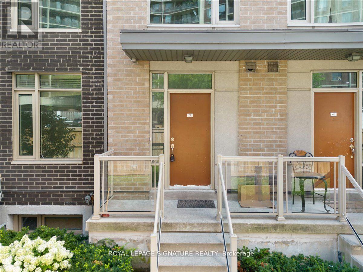 61 - 35 Applewood Lane, Toronto, Ontario M9C 0C1 - Photo 2 - W12535130