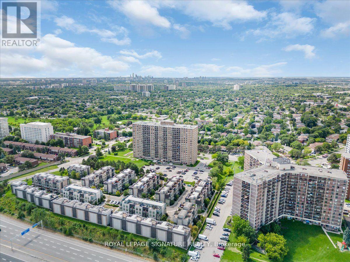 61 - 35 Applewood Lane, Toronto, Ontario M9C 0C1 - Photo 42 - W12535130