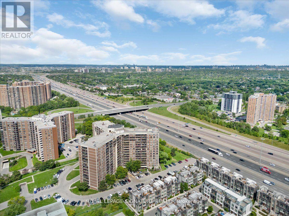 61 - 35 Applewood Lane, Toronto, Ontario M9C 0C1 - Photo 43 - W12535130