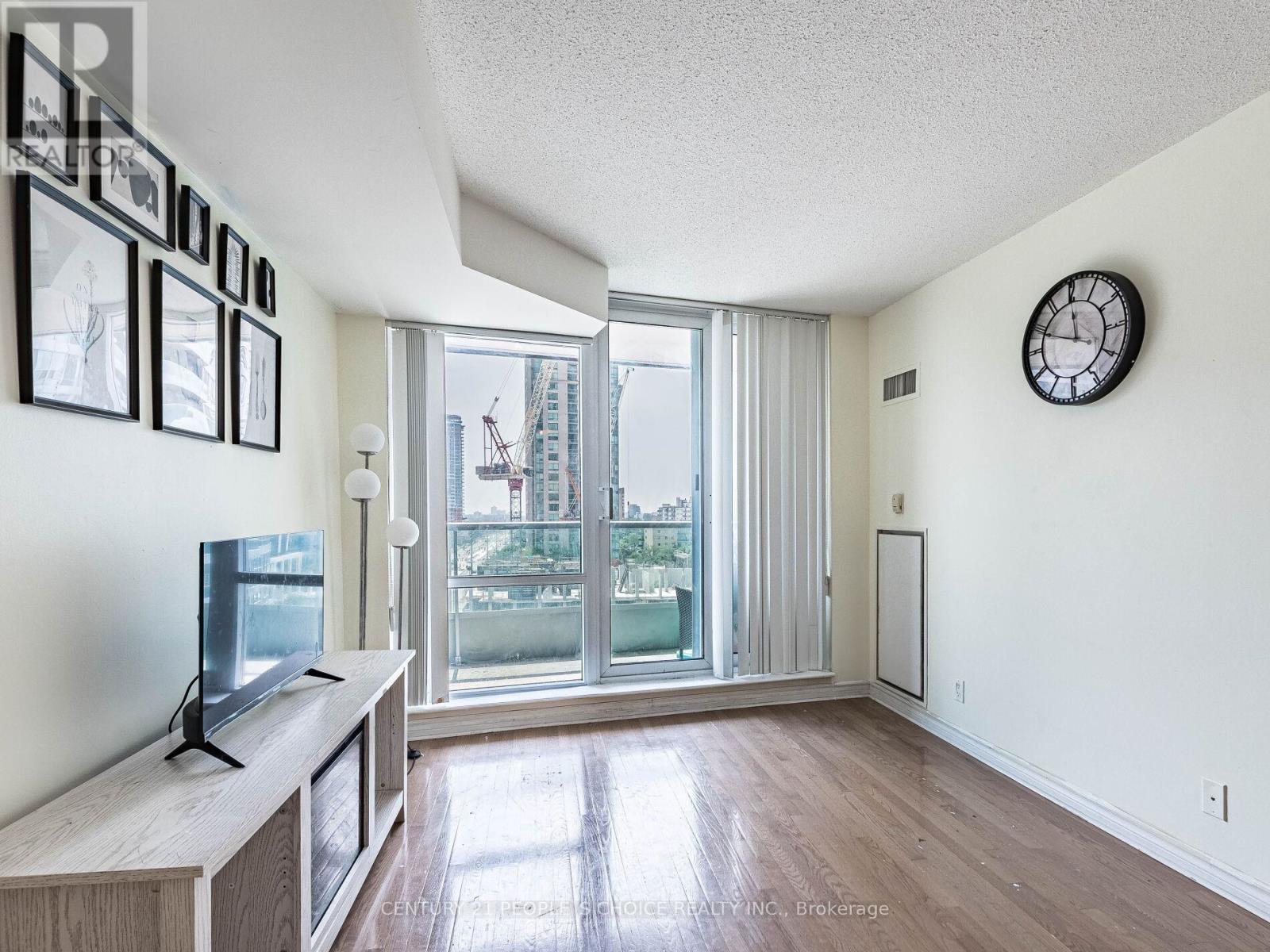 903 - 1 Elm Drive, Mississauga, Ontario L5B 4M1 - Photo 23 - W12535132